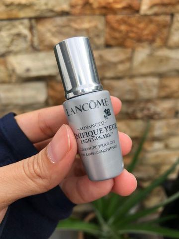 Kem Dưỡng Mắt Trẻ Hóa Lancôme Advanced Génifique Yeux Light-Pearl 5ml Mini